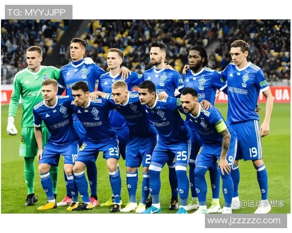 德哥足球球星的传奇人生与绿茵赛场辉煌荣耀 德哥足球球星的传奇人生与绿茵赛场辉煌荣耀