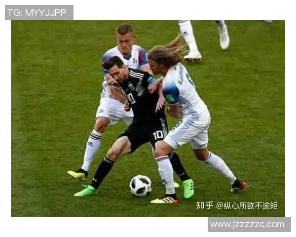 足球场上因意外踢死的球星是谁 他的悲剧事件引发全球关注 足球场上因意外踢死的球星是谁 他的悲剧事件引发全球关注